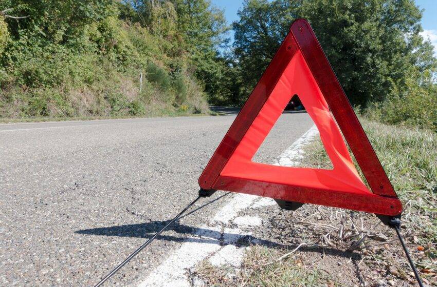  Si ferma l’auto in strada: come comportarsi
